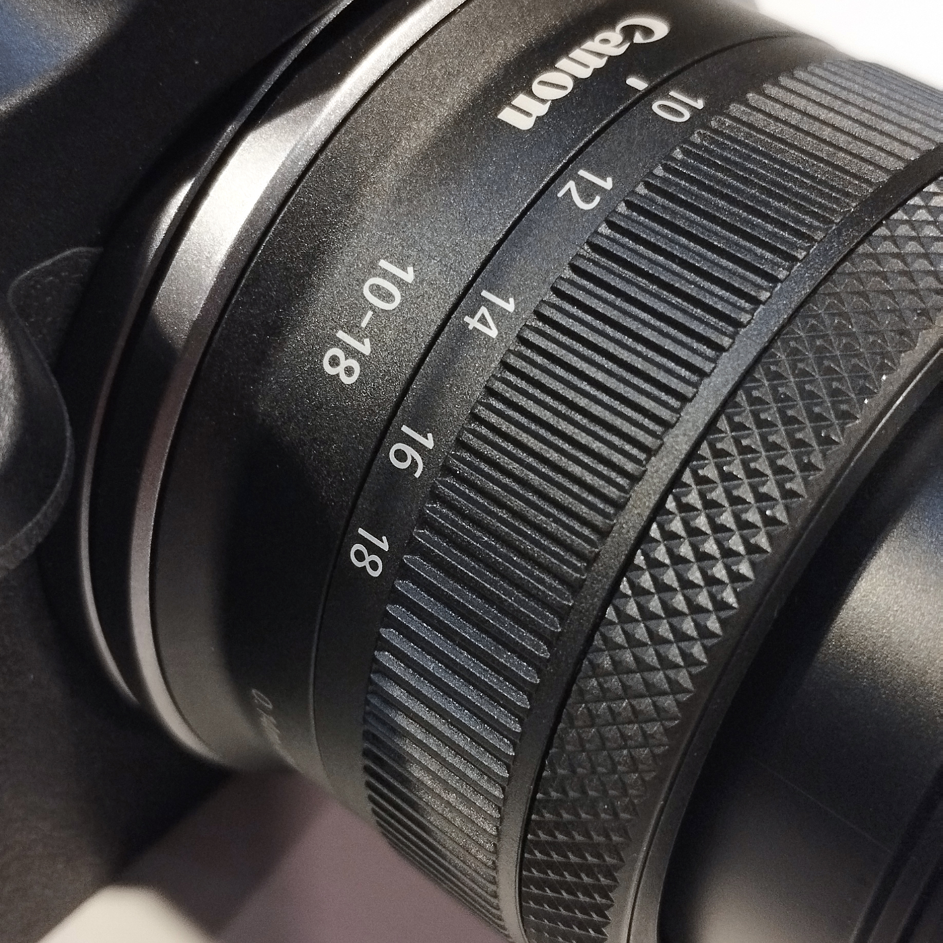rfs1018l01 - Here is the unannounced Canon RF-S 10-18mm f/4.5-6.3 IS STM