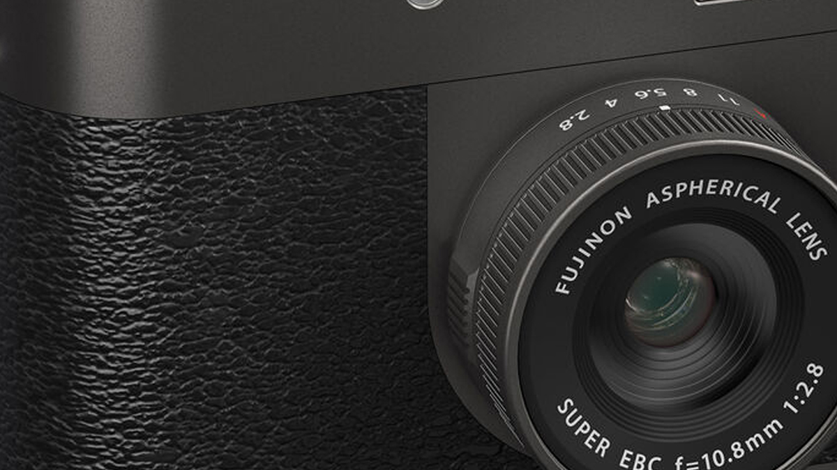 FUJIFILM X half Digital Camera