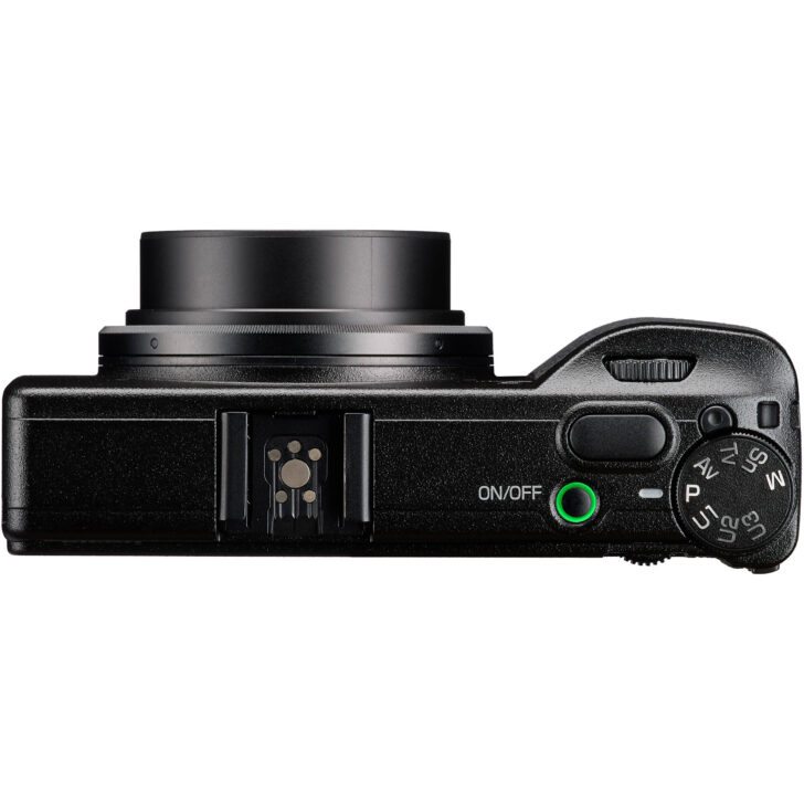 RICOH GR aps-c 初代 Pentax Ricoh releases Ricoh GR camera with APS-C CMOS sensor