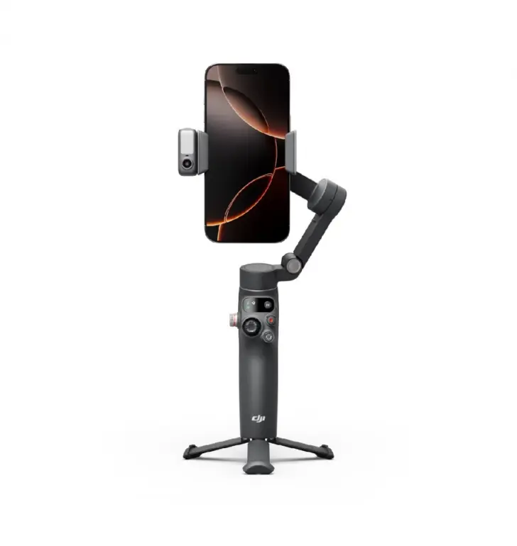 DJI Mobile 8 Product Display with smartphone