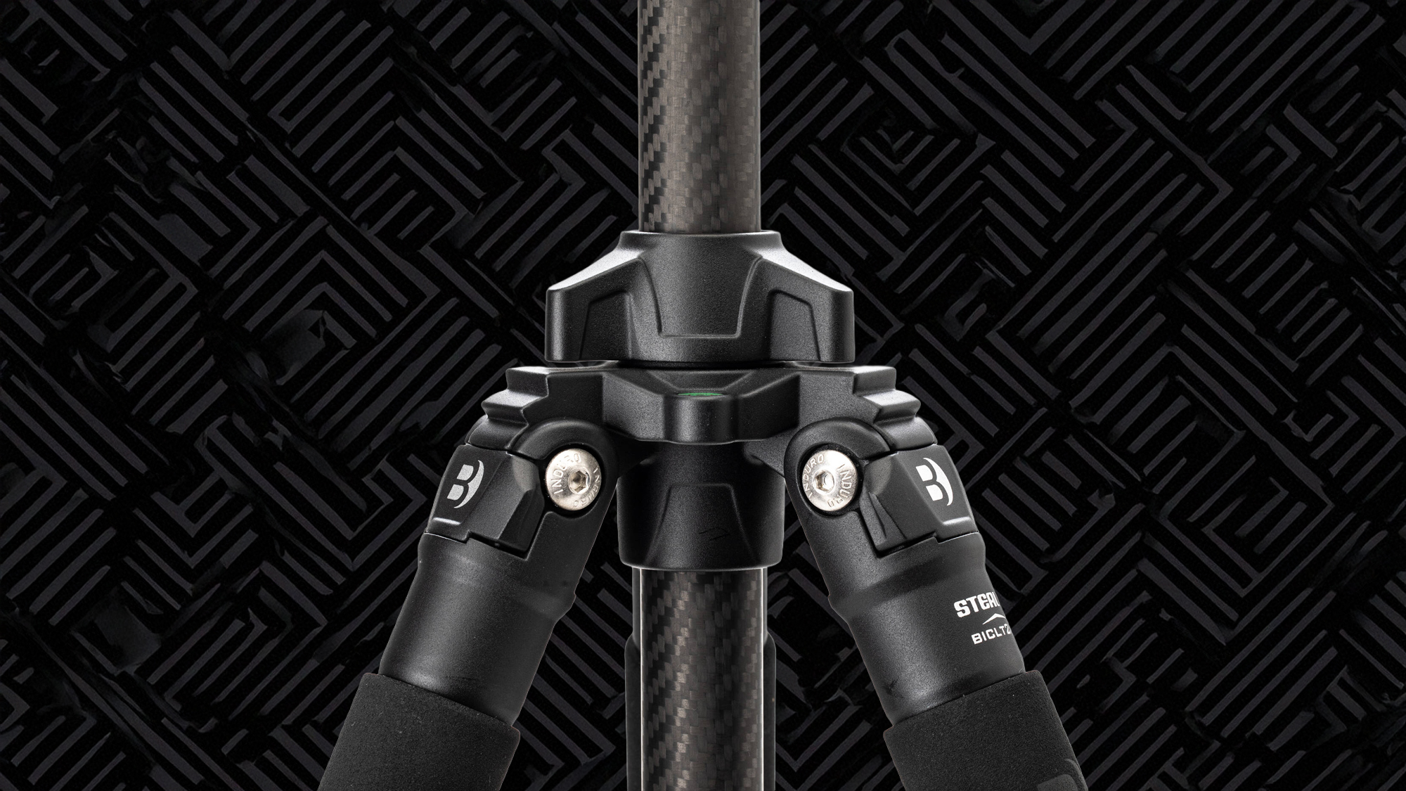 Benro CLT204 2-Series Induro Classic Carbon Fiber Tripod $169 (Reg $419)